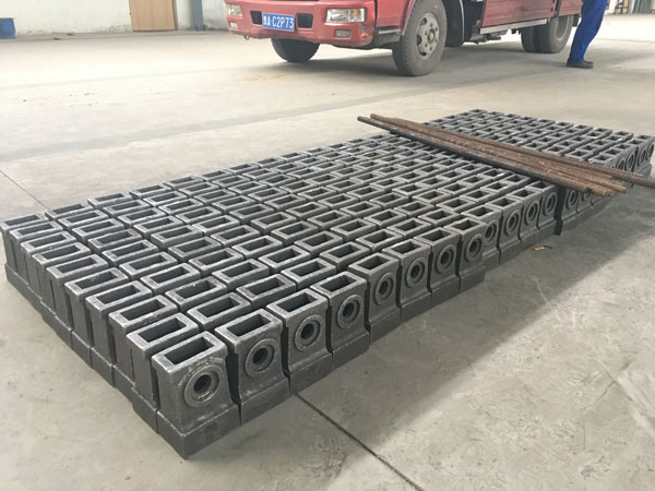 破碎機(jī)錘頭生產(chǎn)現(xiàn)場 破碎機(jī)錘頭生產(chǎn)現(xiàn)場